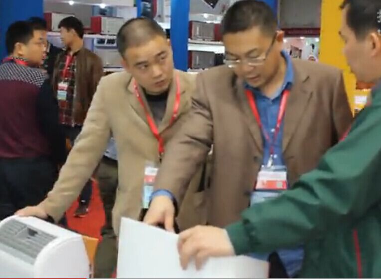 兩會(huì)之中國(guó)慧聰（ 順德 ）家電交易會(huì) 栢業(yè)空氣 CHA本草空氣凈化器